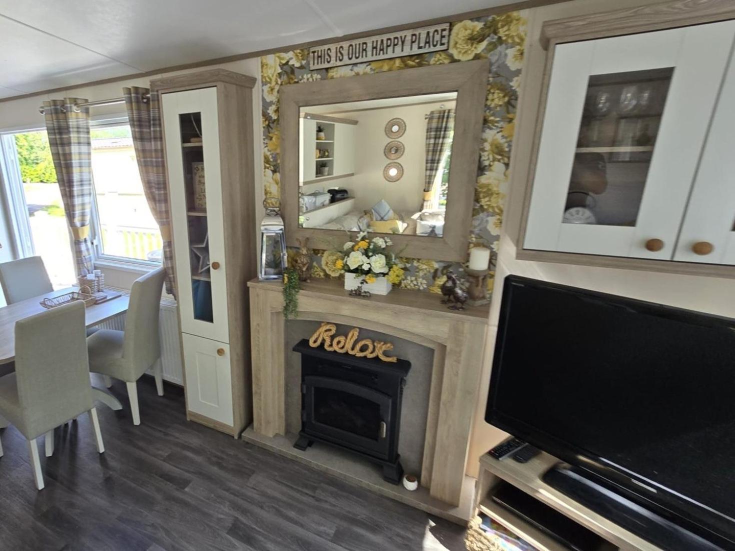 Luxury Lakeside Caravan With Hottub And Private Fishing Peg, Tattershall Lakes Exterior foto