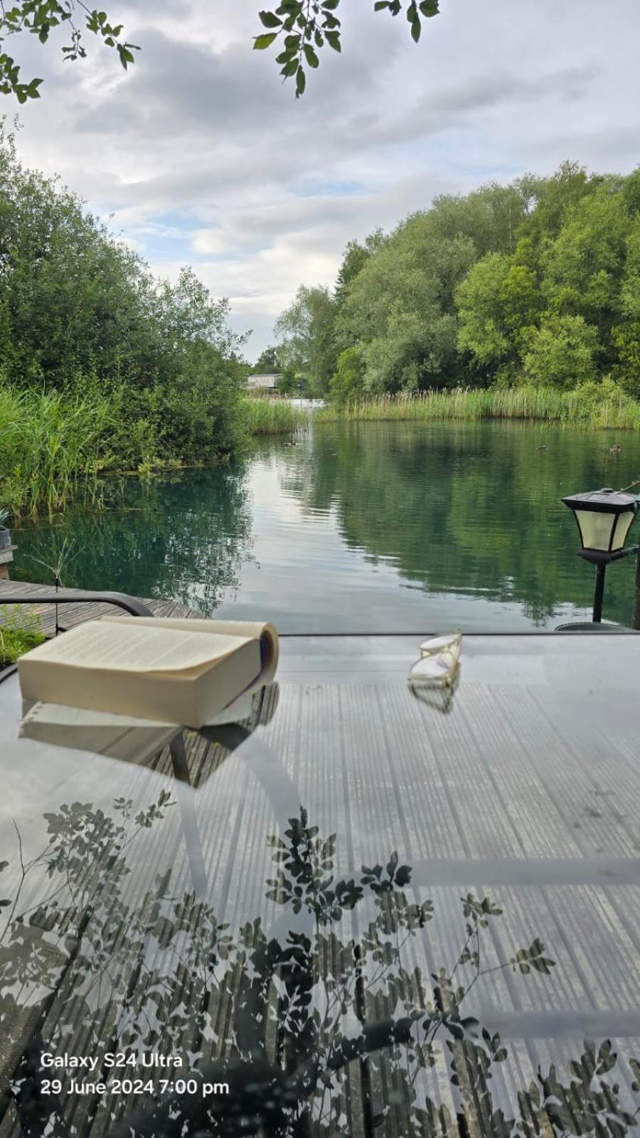 Luxury Lakeside Caravan With Hottub And Private Fishing Peg, Tattershall Lakes Exterior foto